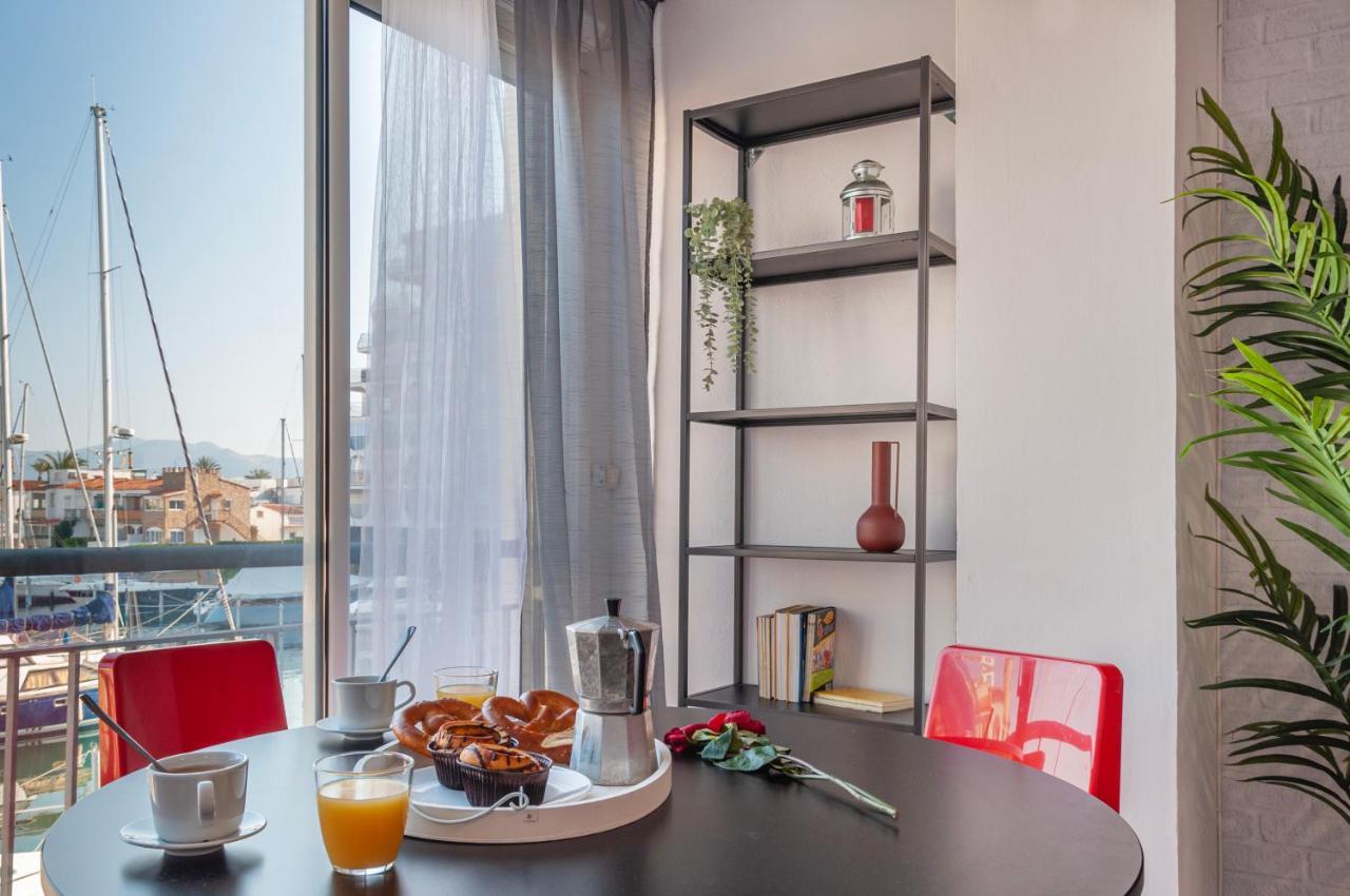 Estudio En 1ª Linea Con Vistas Al Puerto Deportivo By Insidehome Empuriabrava Exterior foto